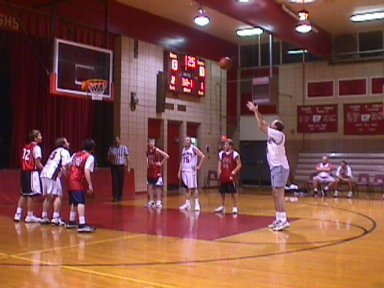 freethrow3.jpg (27362 bytes)