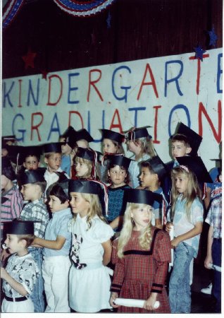 kindergarten2.jpg (43323 bytes)