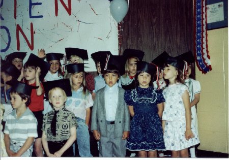 kindergarten4.jpg (42500 bytes)